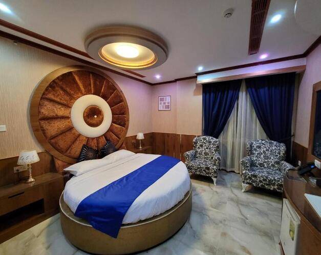 Camphor Hotel