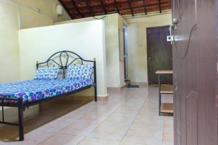 Raikar Guest House