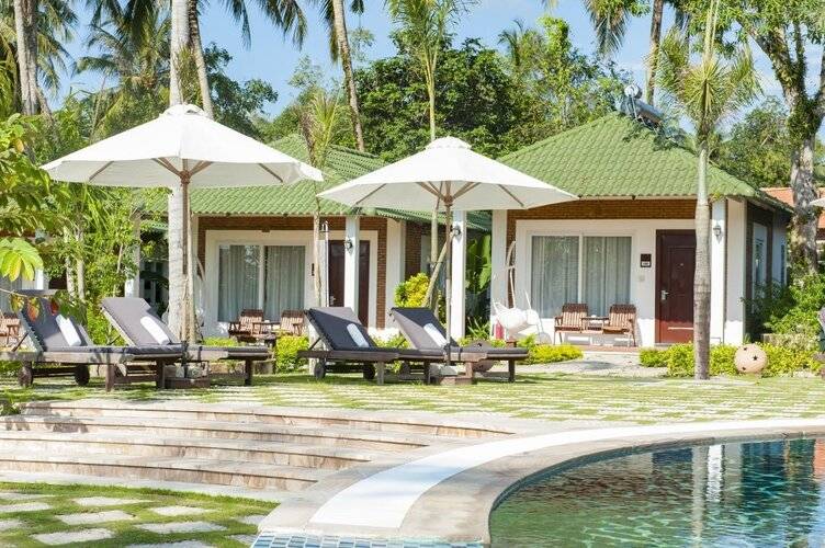Famiana Green Villa