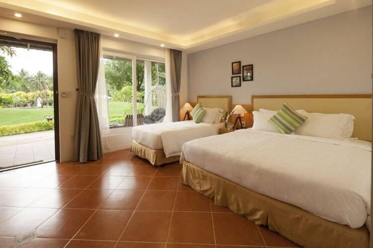 Famiana Green Villa