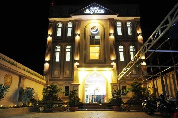 Jiny Tran Hotel