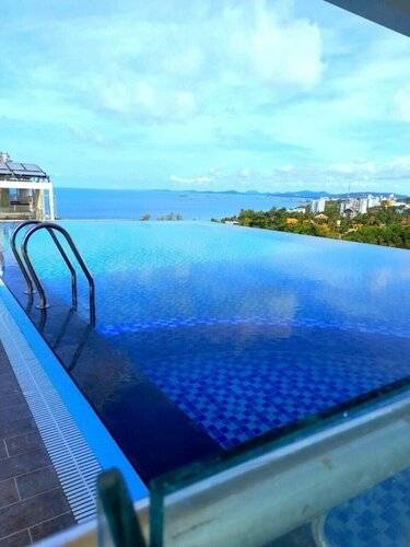 Night Sea Hotel