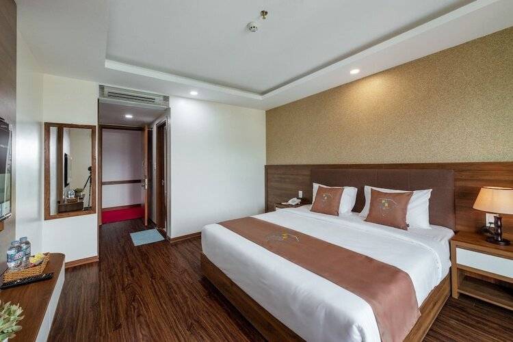 Night Sea Hotel