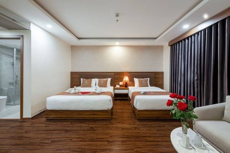 Night Sea Hotel