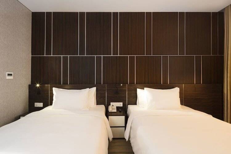Emerald Bay Nha Trang Hotel and Spa