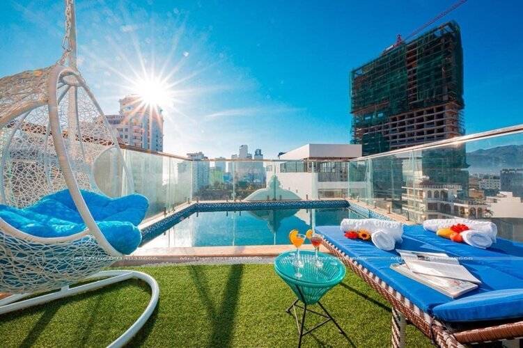 Alpha bird nha trang