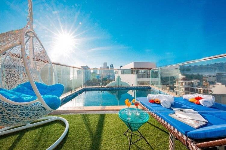 Alpha bird nha trang
