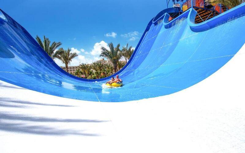 Hawaii Riviera Club Aqua Park
