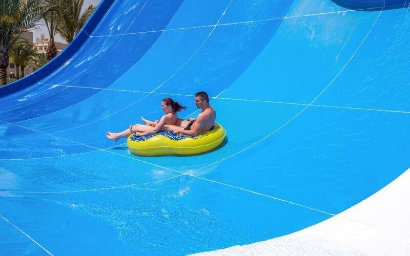 Hawaii Riviera Club Aqua Park