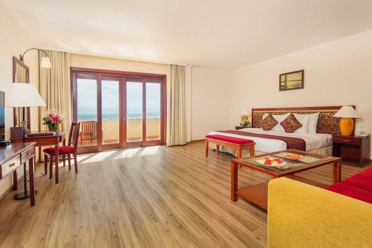 Sunny Beach Resort and Spa
