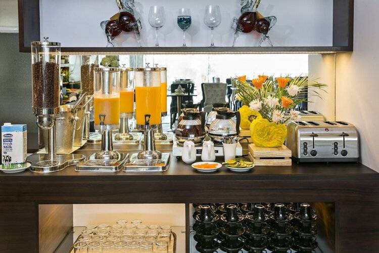 Halina Hotel & Apartment