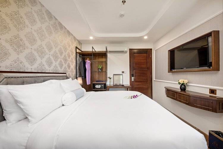 Halina Hotel & Apartment