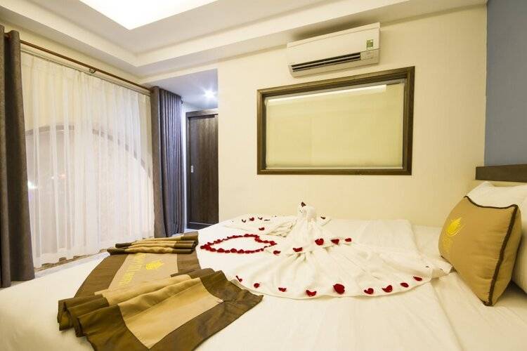 Happy Sky Hotel