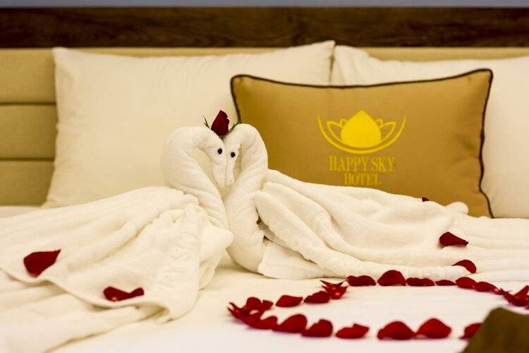 Happy Sky Hotel