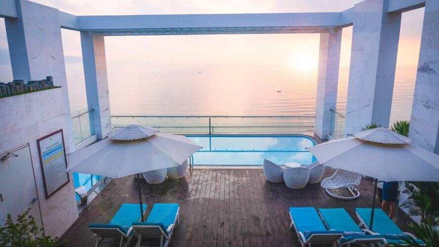 Le Hoang Beach Hotel