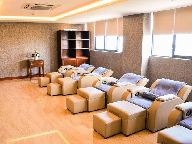 Le Hoang Beach Hotel