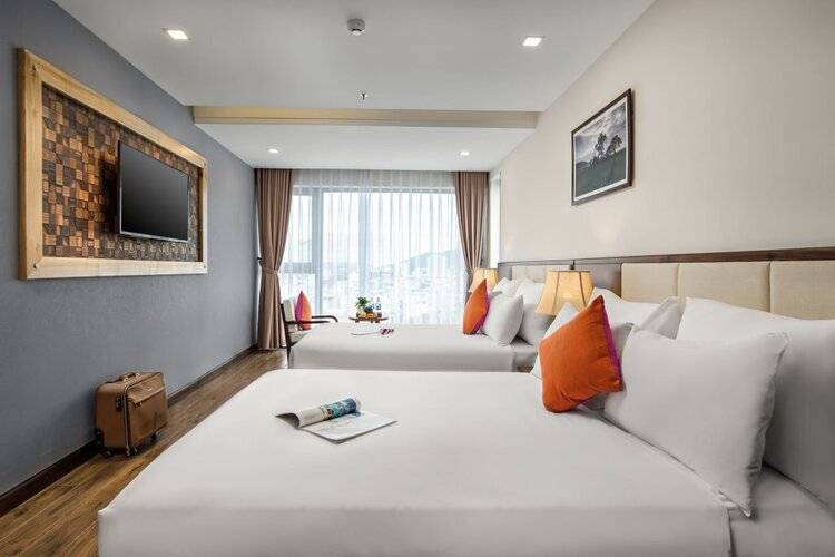 White Sand Hotel & Apartment