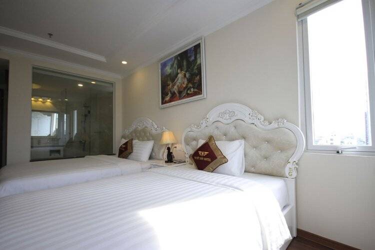 Tuyet Son Hotel