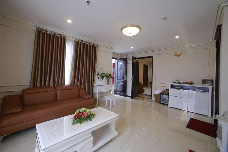 Tuyet Son Hotel