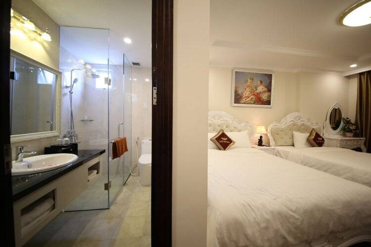 Tuyet Son Hotel