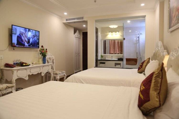 Tuyet Son Hotel