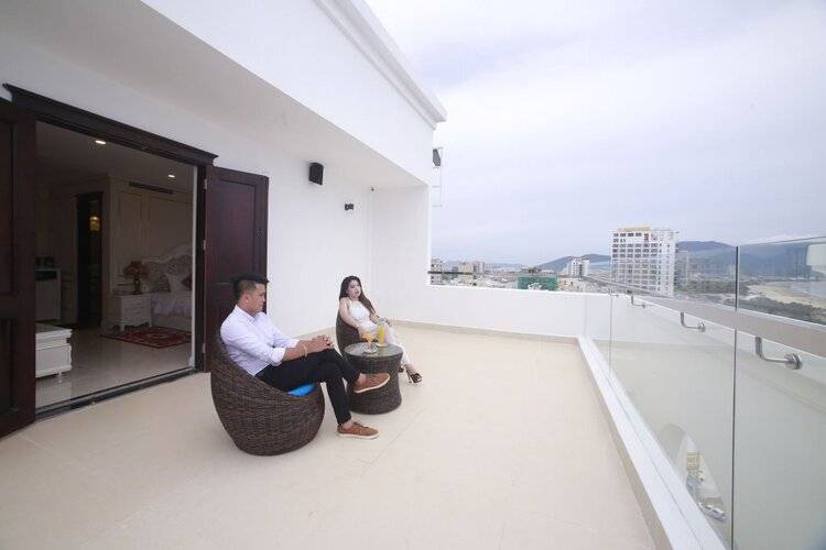 Tuyet Son Hotel