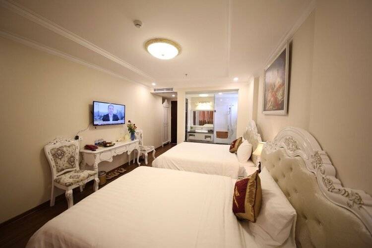 Tuyet Son Hotel
