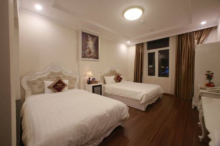 Tuyet Son Hotel