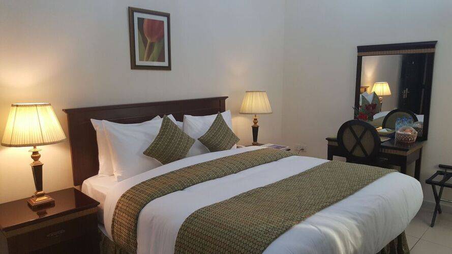 Al Hayat Hotel