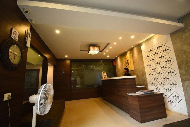 Hotel Campal