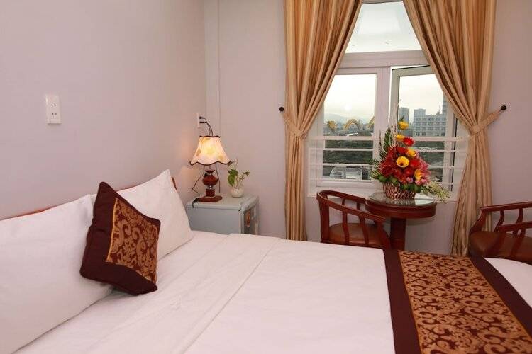 Cong Thuong Hotel
