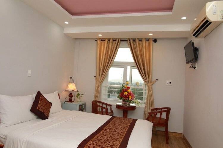 Cong Thuong Hotel