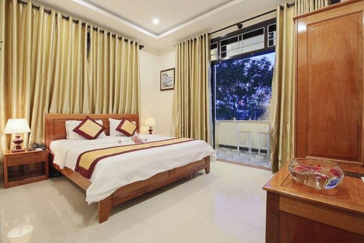 Dam Tien Hotel