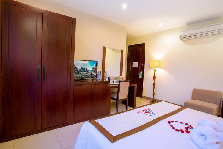 Hoang Sa Hotel