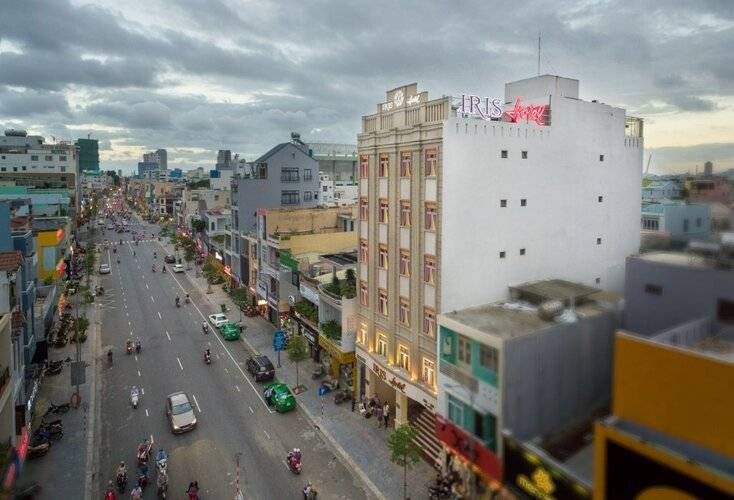 Iris Hotel