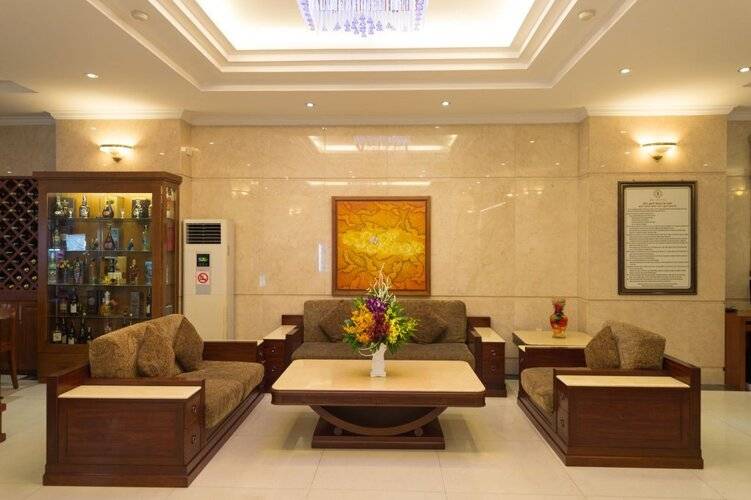 Iris Hotel