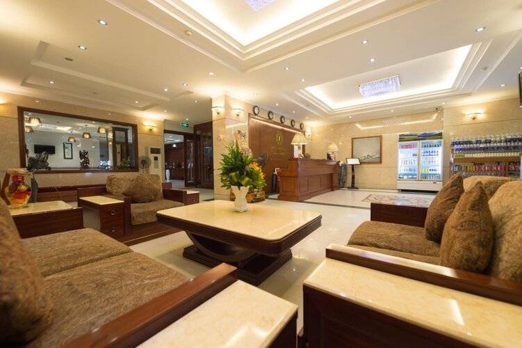 Iris Hotel