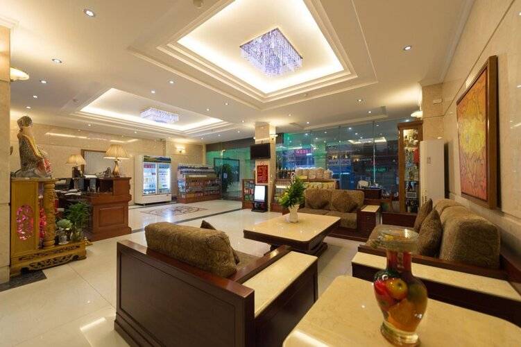 Iris Hotel