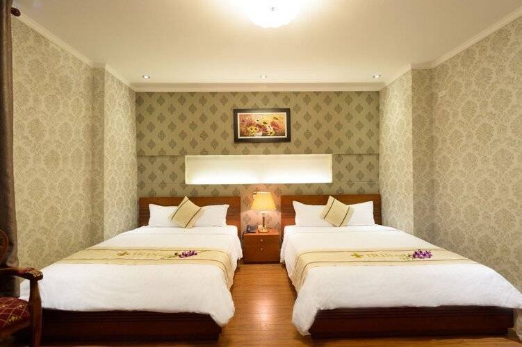 Iris Hotel