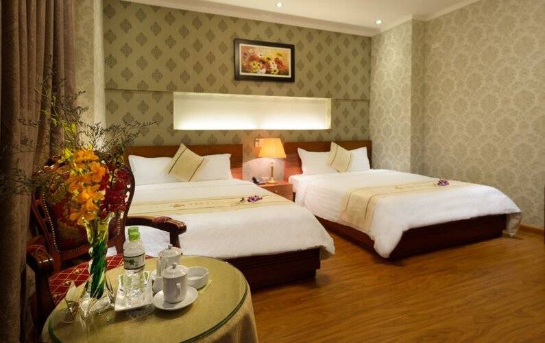 Iris Hotel