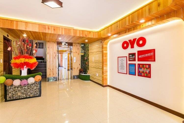 OYO 119 Sunshine Beach Hotel