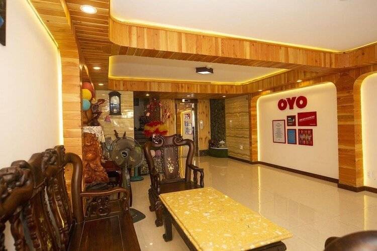 OYO 119 Sunshine Beach Hotel