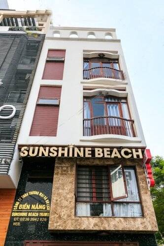 OYO 119 Sunshine Beach Hotel