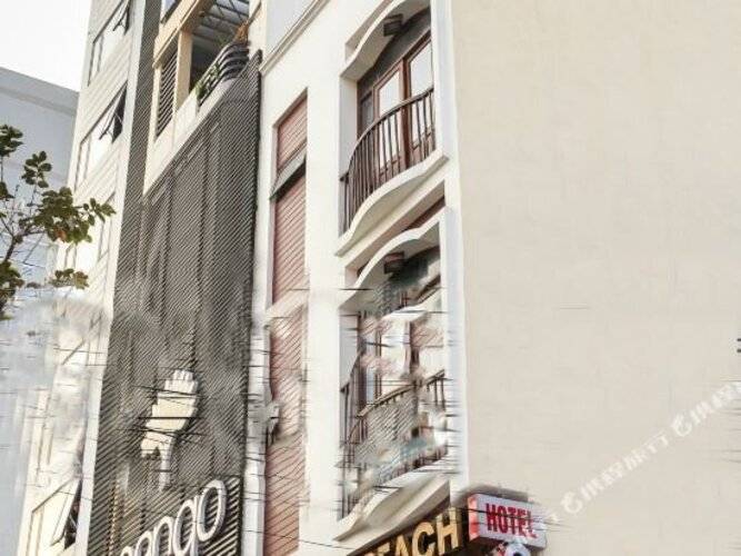 OYO 119 Sunshine Beach Hotel