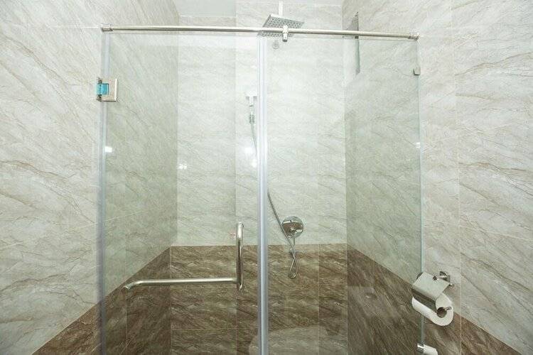 OYO 119 Sunshine Beach Hotel