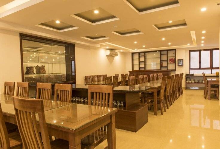 Lan Nhi Hotel
