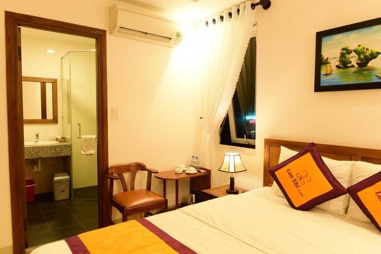 Lan Nhi Hotel