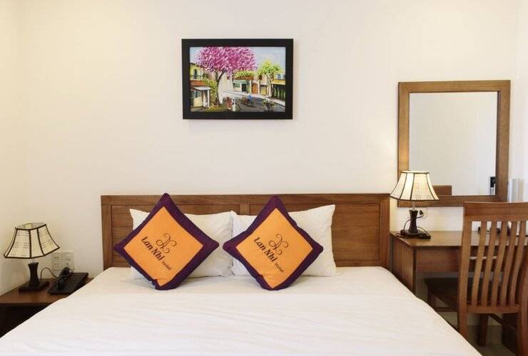Lan Nhi Hotel