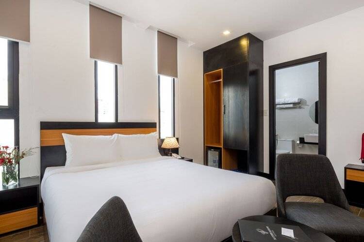 Platinum Danang Hotel