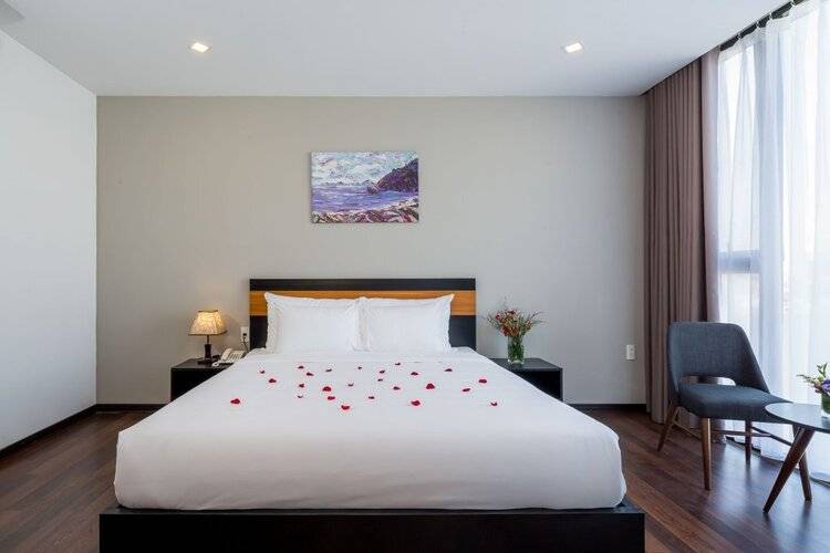 Platinum Danang Hotel